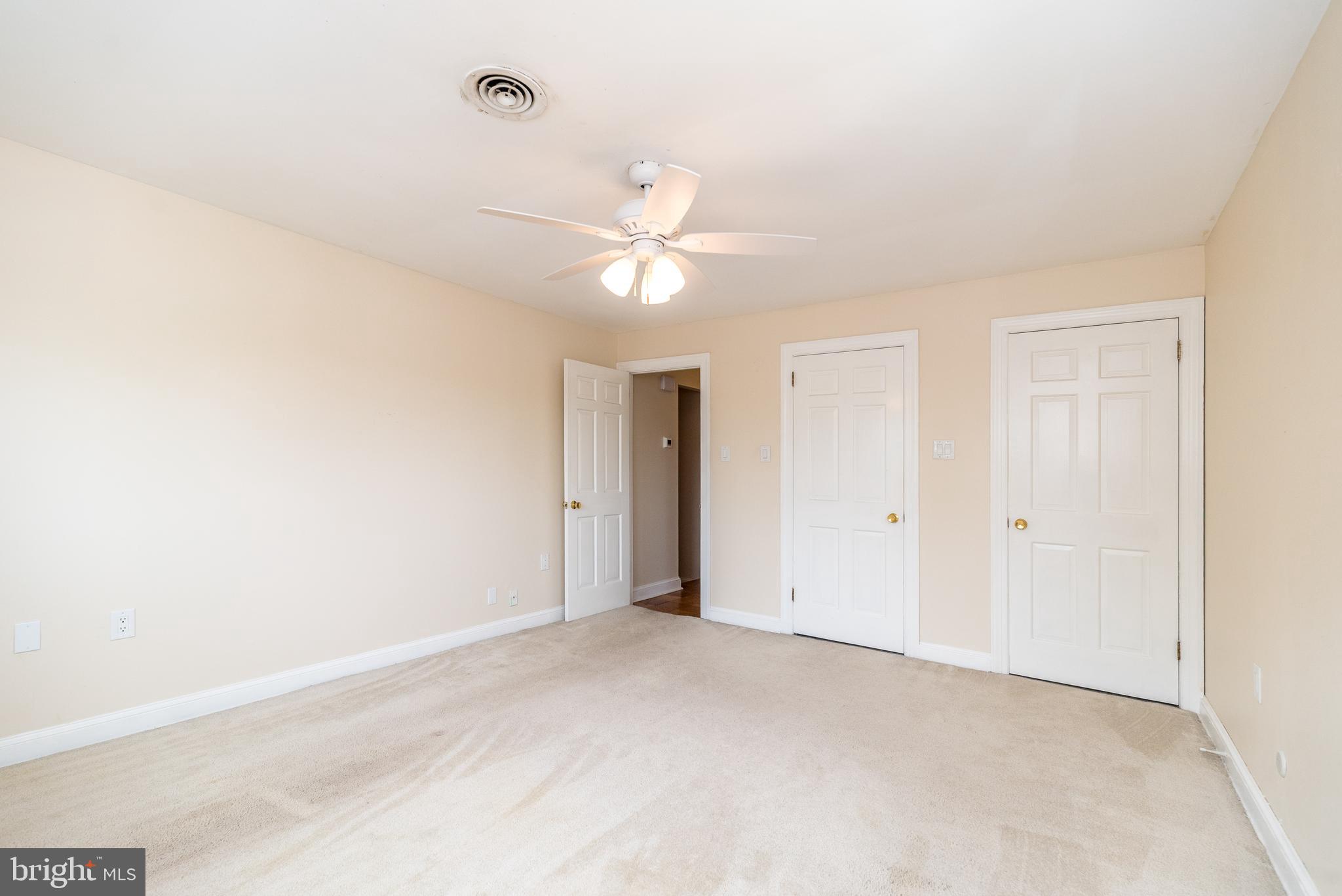 YARDLEY COMMONS - Residential