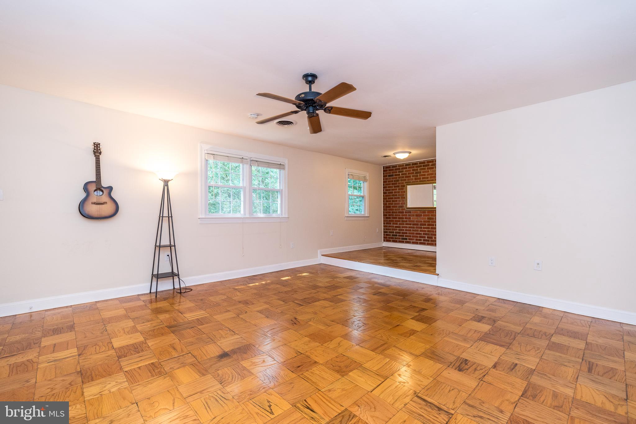 YARDLEY COMMONS - Residential