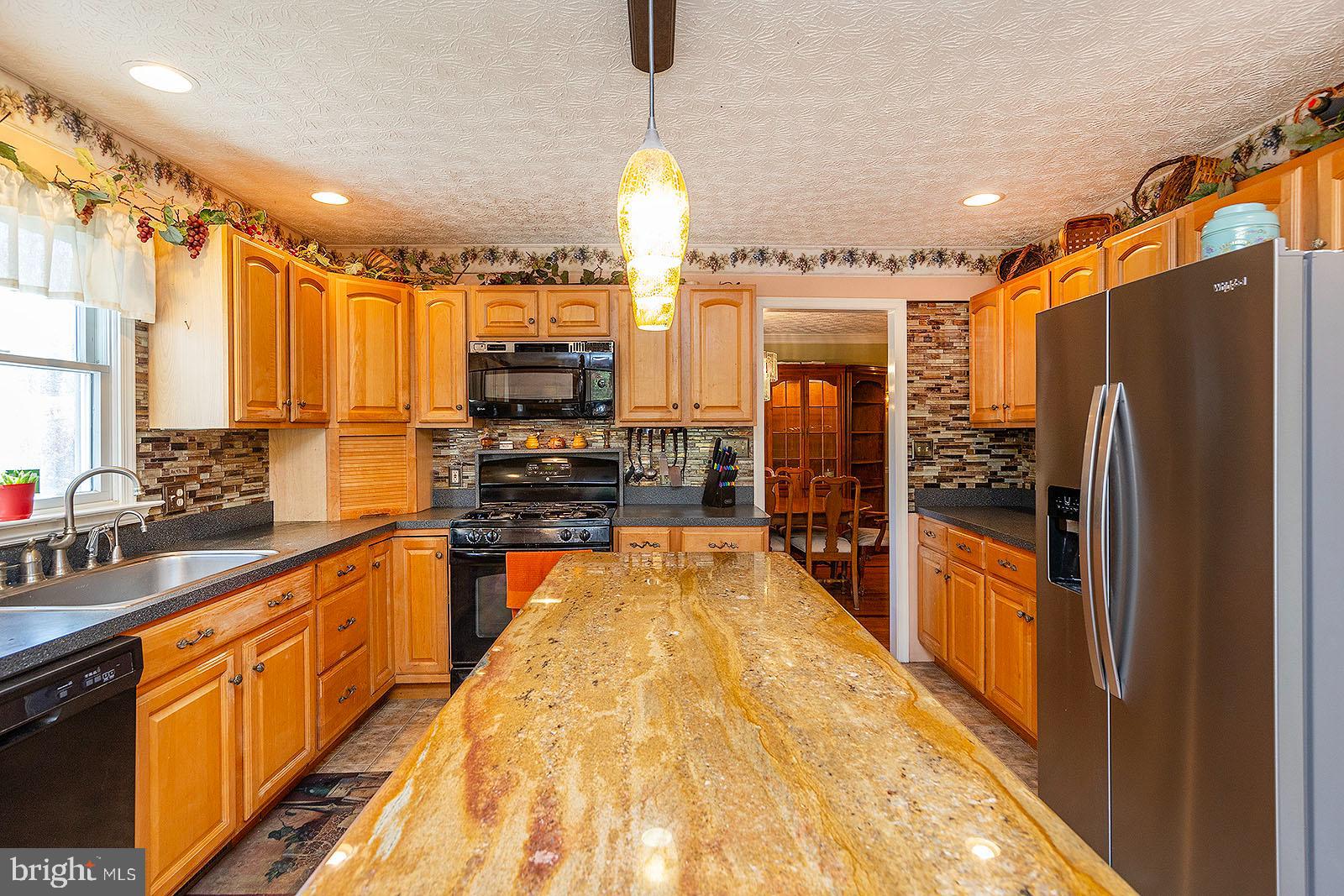 LAKEVIEW - Residential