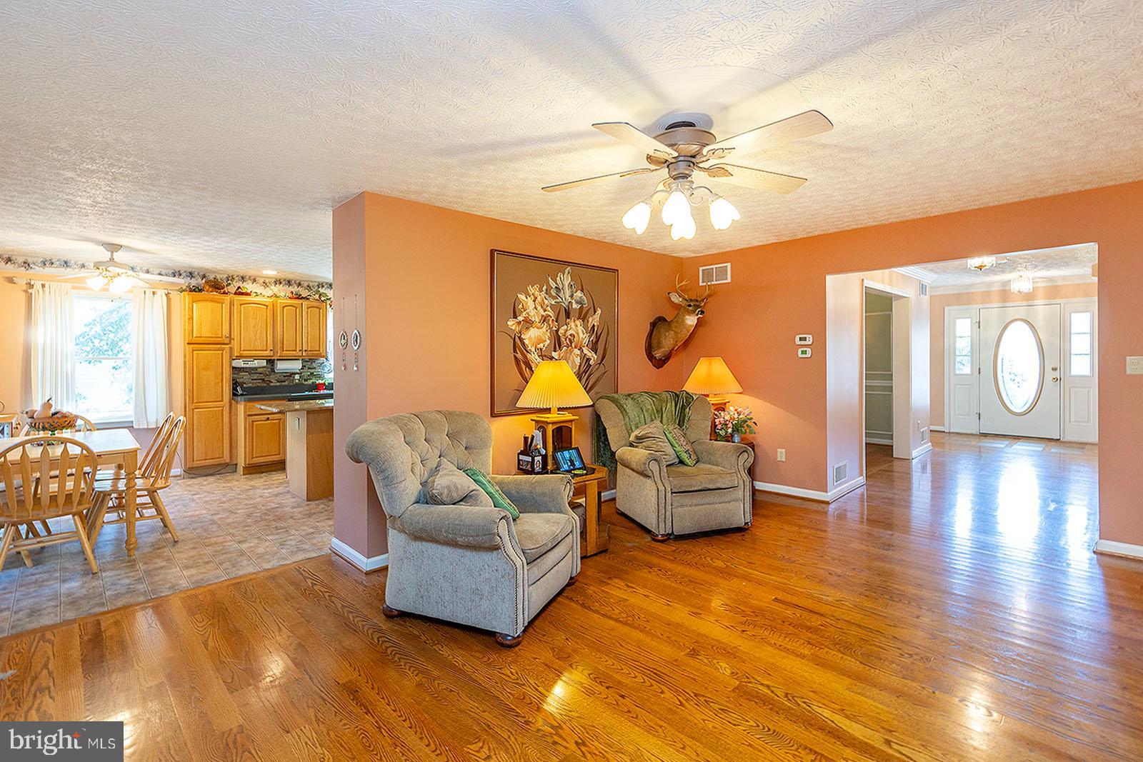 LAKEVIEW - Residential