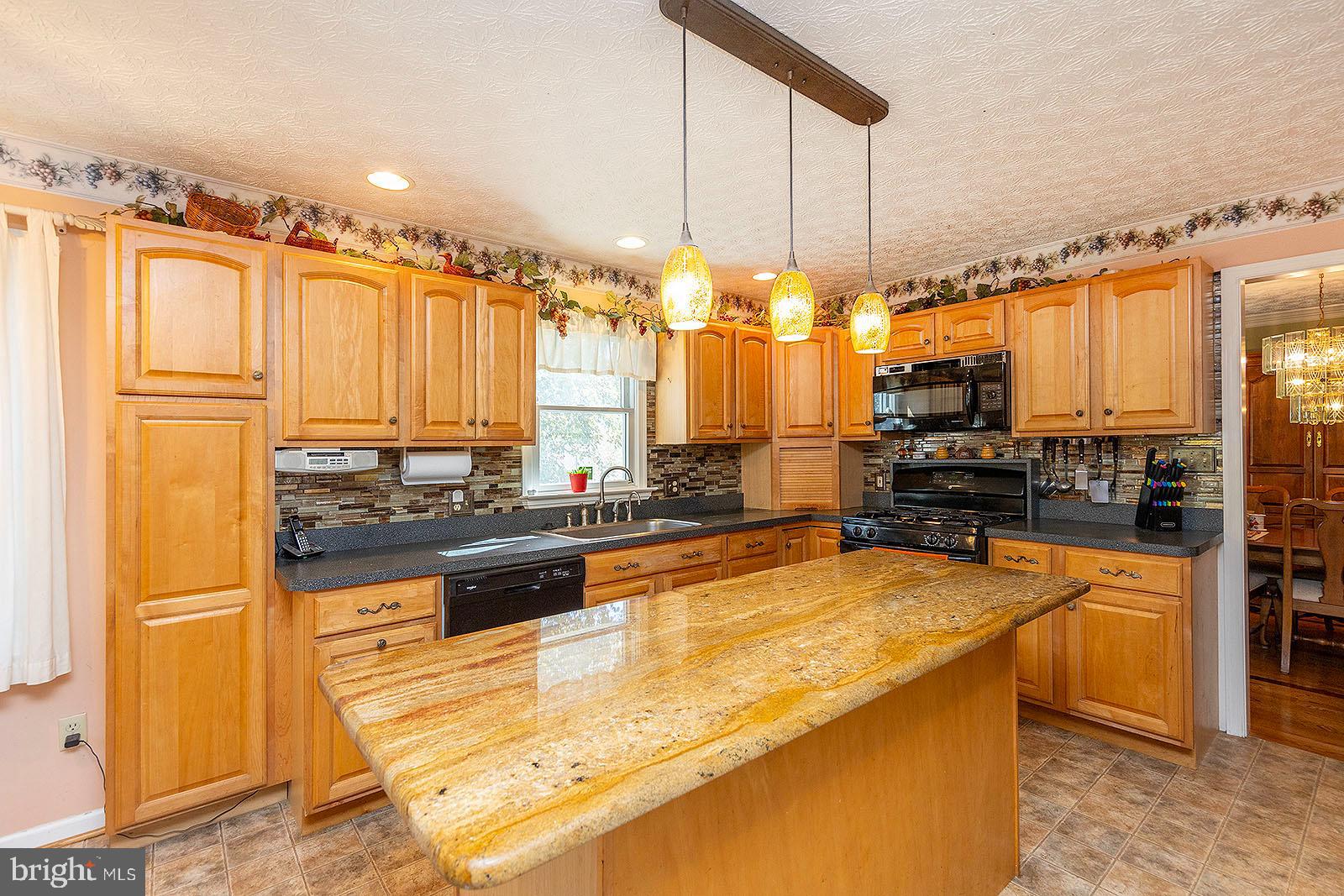 LAKEVIEW - Residential