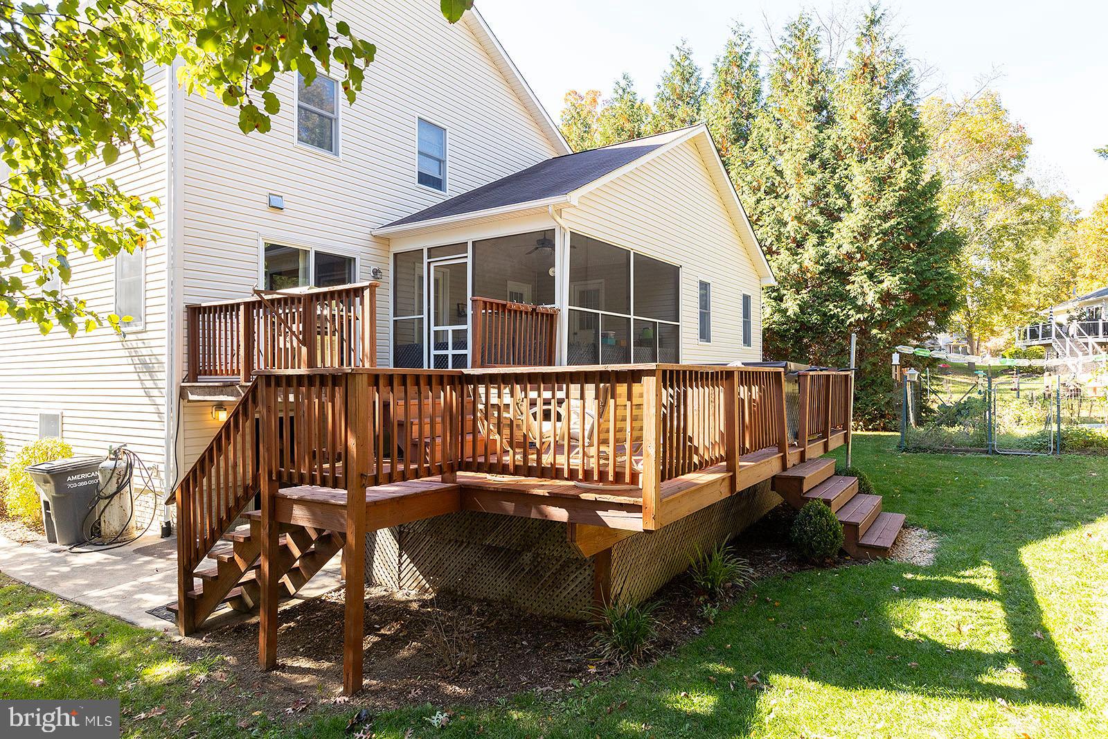 LAKEVIEW - Residential