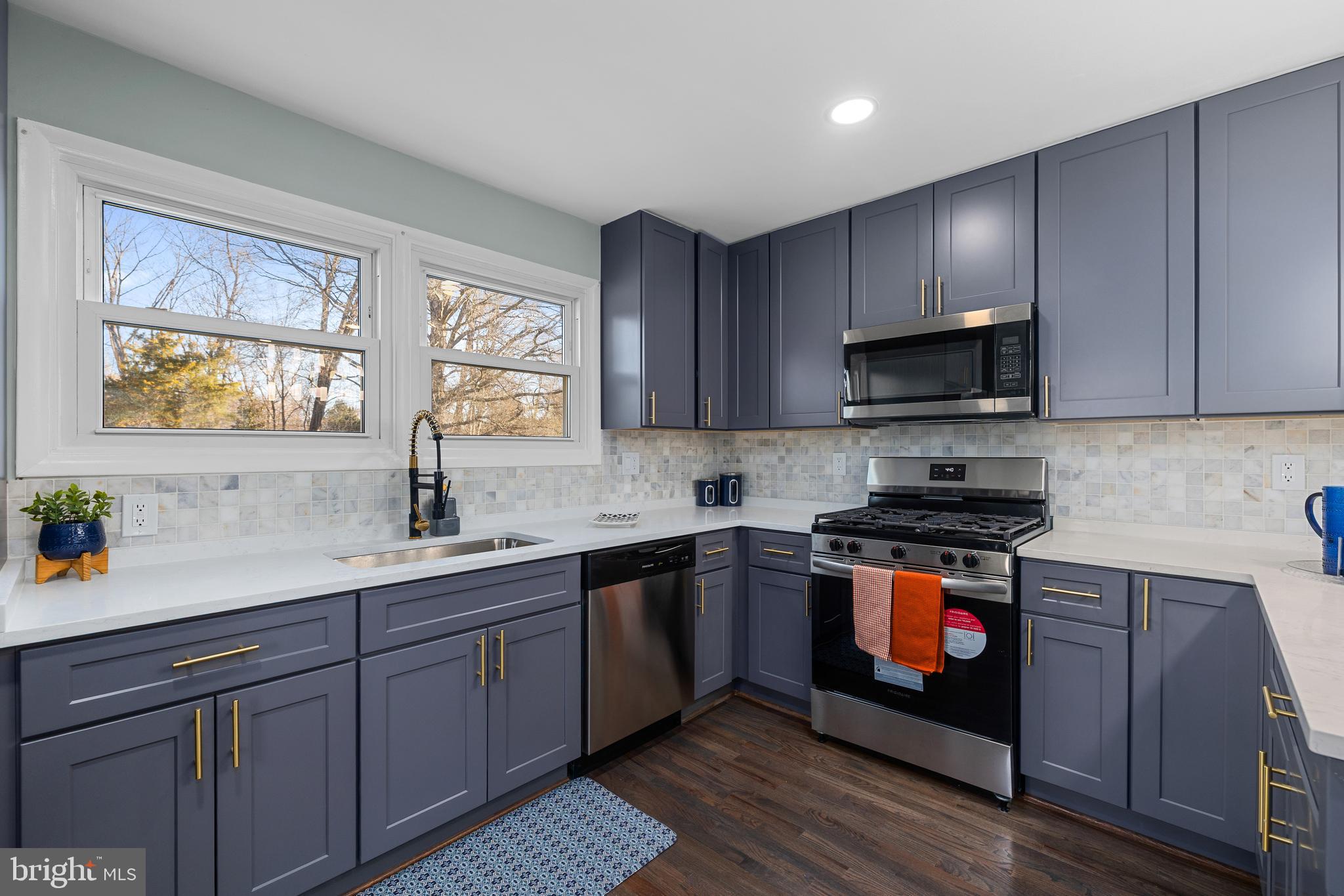 EAST SPRINGBROOK - Residential