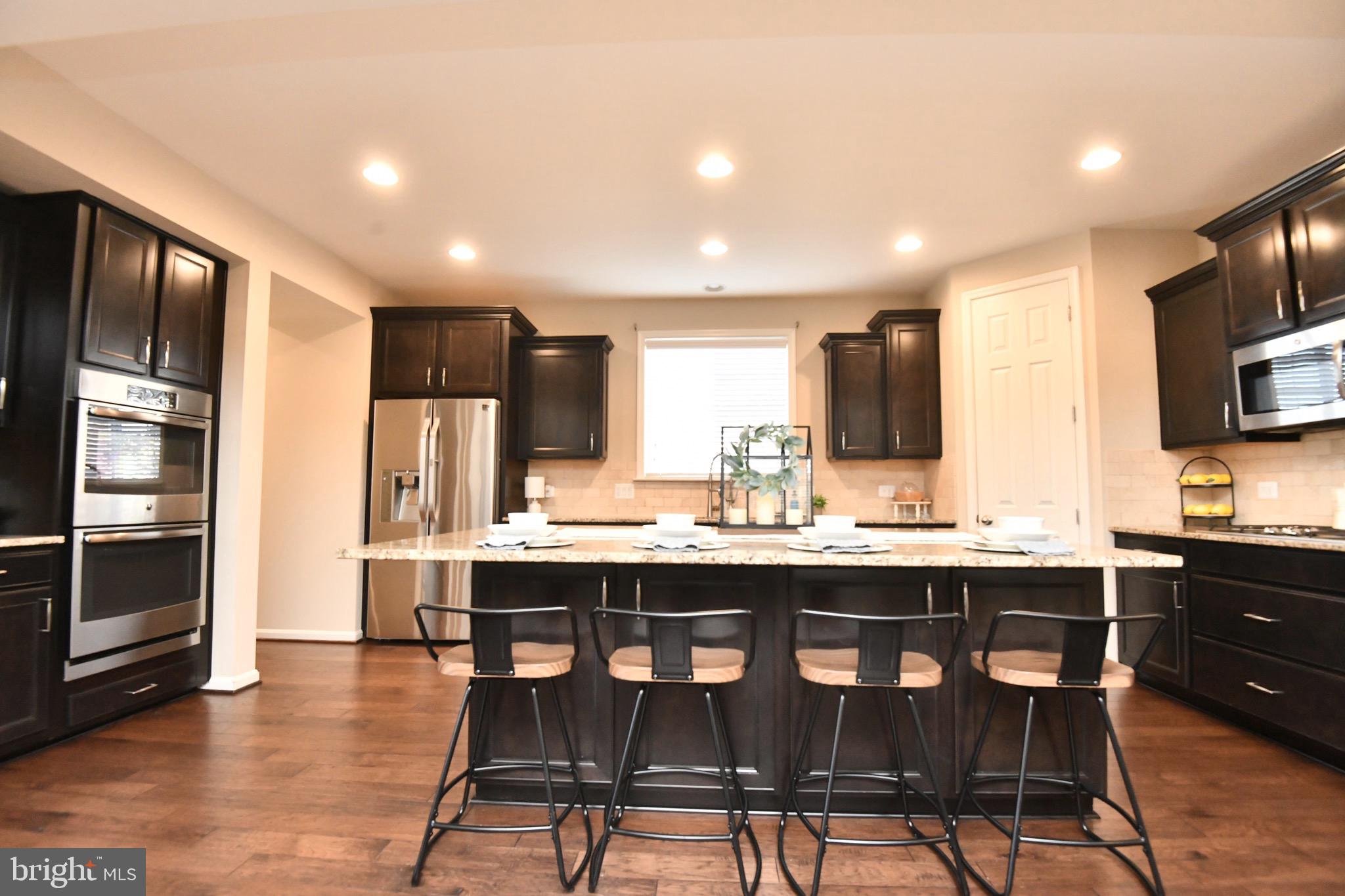 HASTINGS MARKETPLACE - Residential Lease