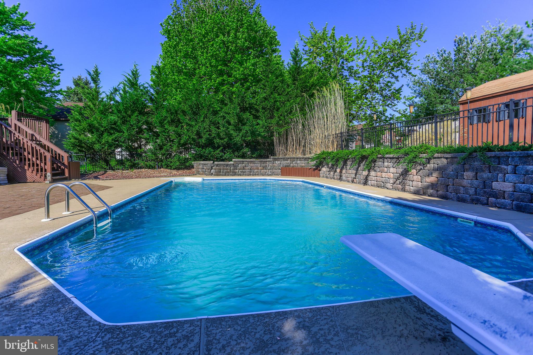 LAKE MEADE - Residential