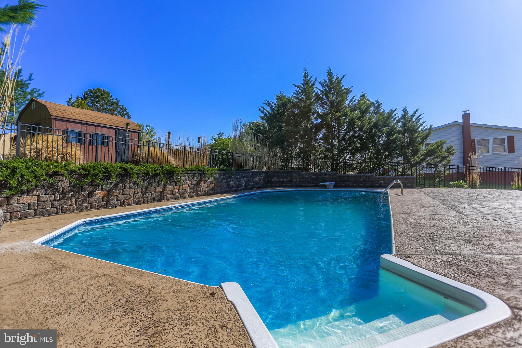 LAKE MEADE - Residential