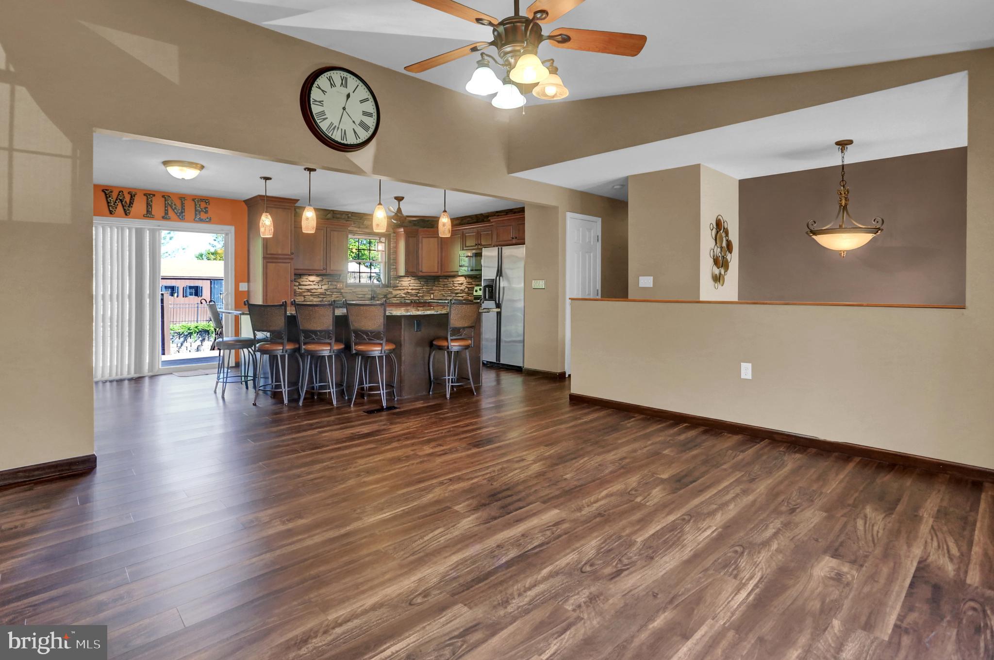 LAKE MEADE - Residential