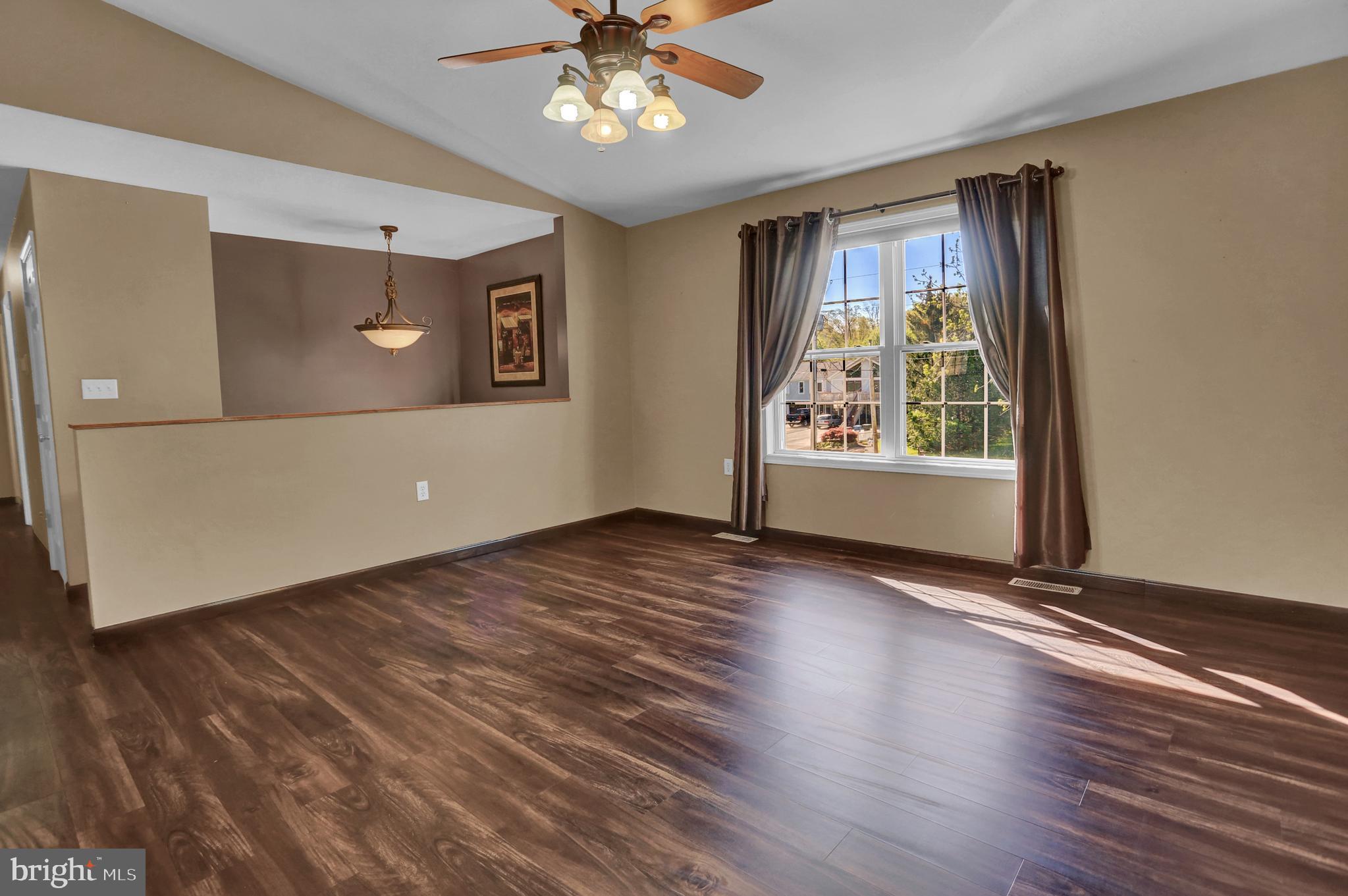 LAKE MEADE - Residential