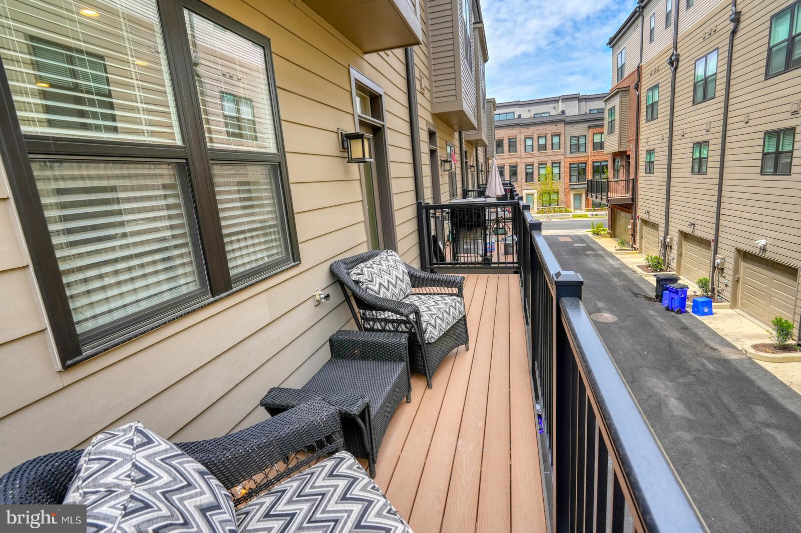 WESTBARD SQUARE - Residential
