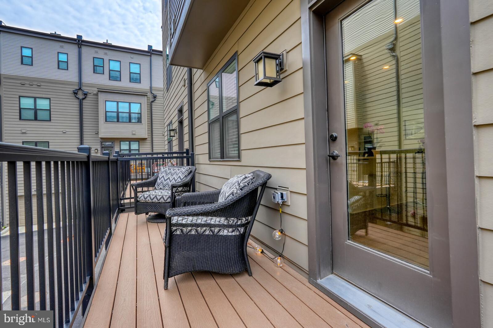 WESTBARD SQUARE - Residential