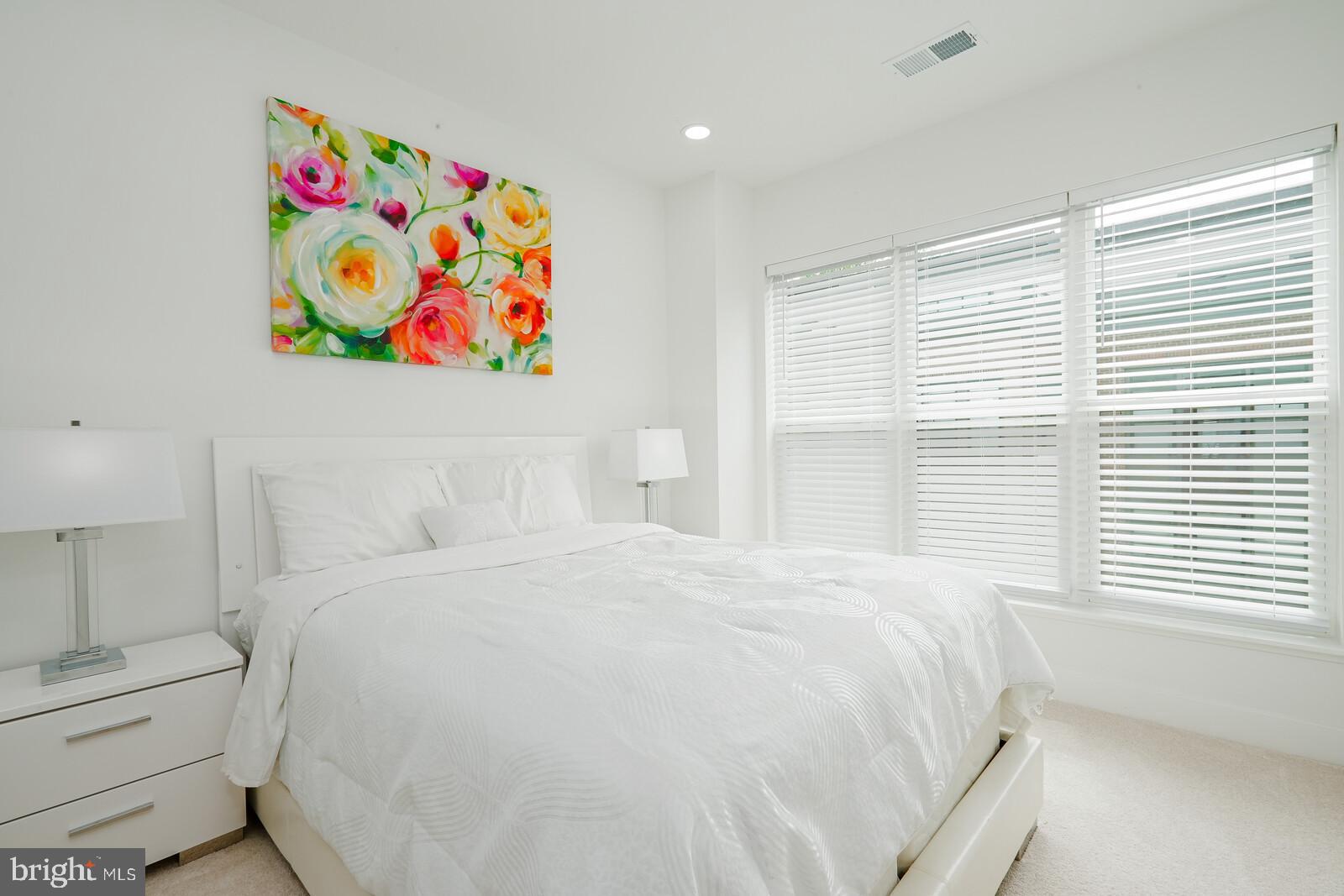 WESTBARD SQUARE - Residential