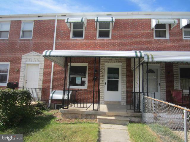 Wonderful interior rowhome featuring recent updates!  Spacious 3 bedroom!  Kitchen, family room & dining room...off street parking and more!