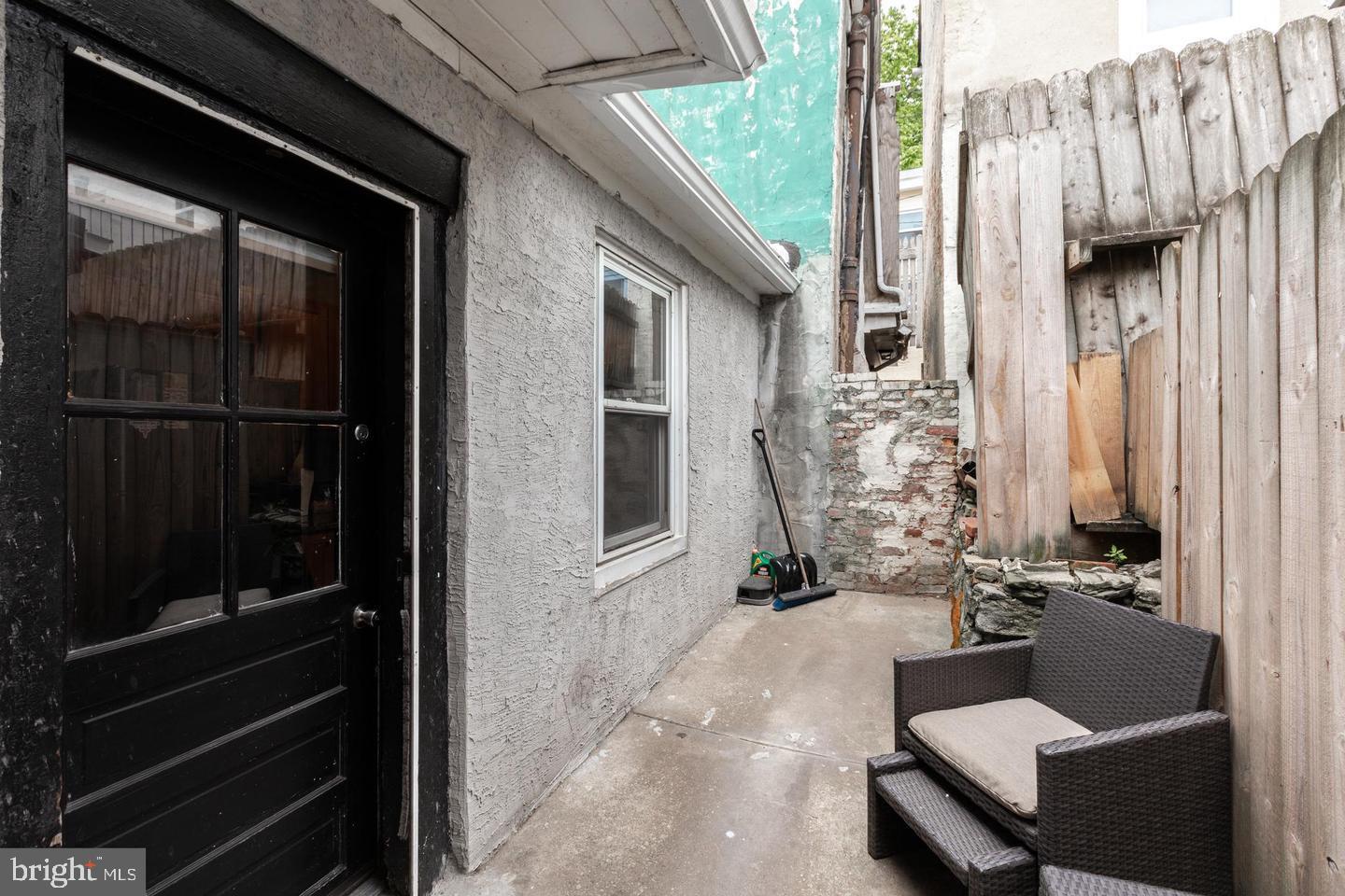 MANAYUNK - Residential Lease