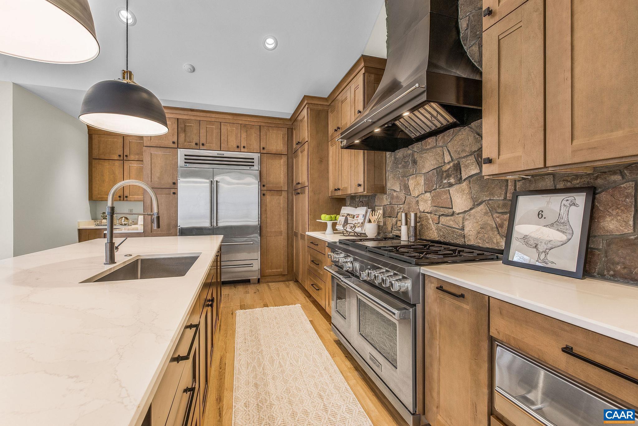 MILTON VILLAGE - Residential
