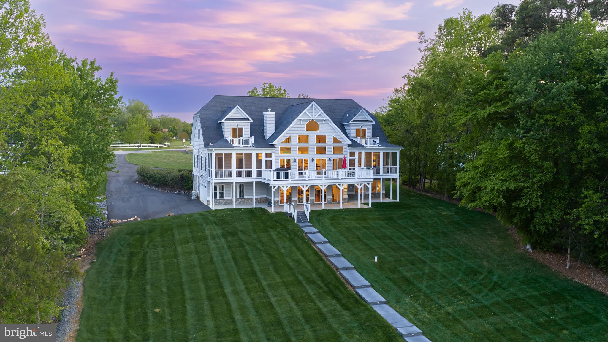SUMMERVIEW POINT - Residential