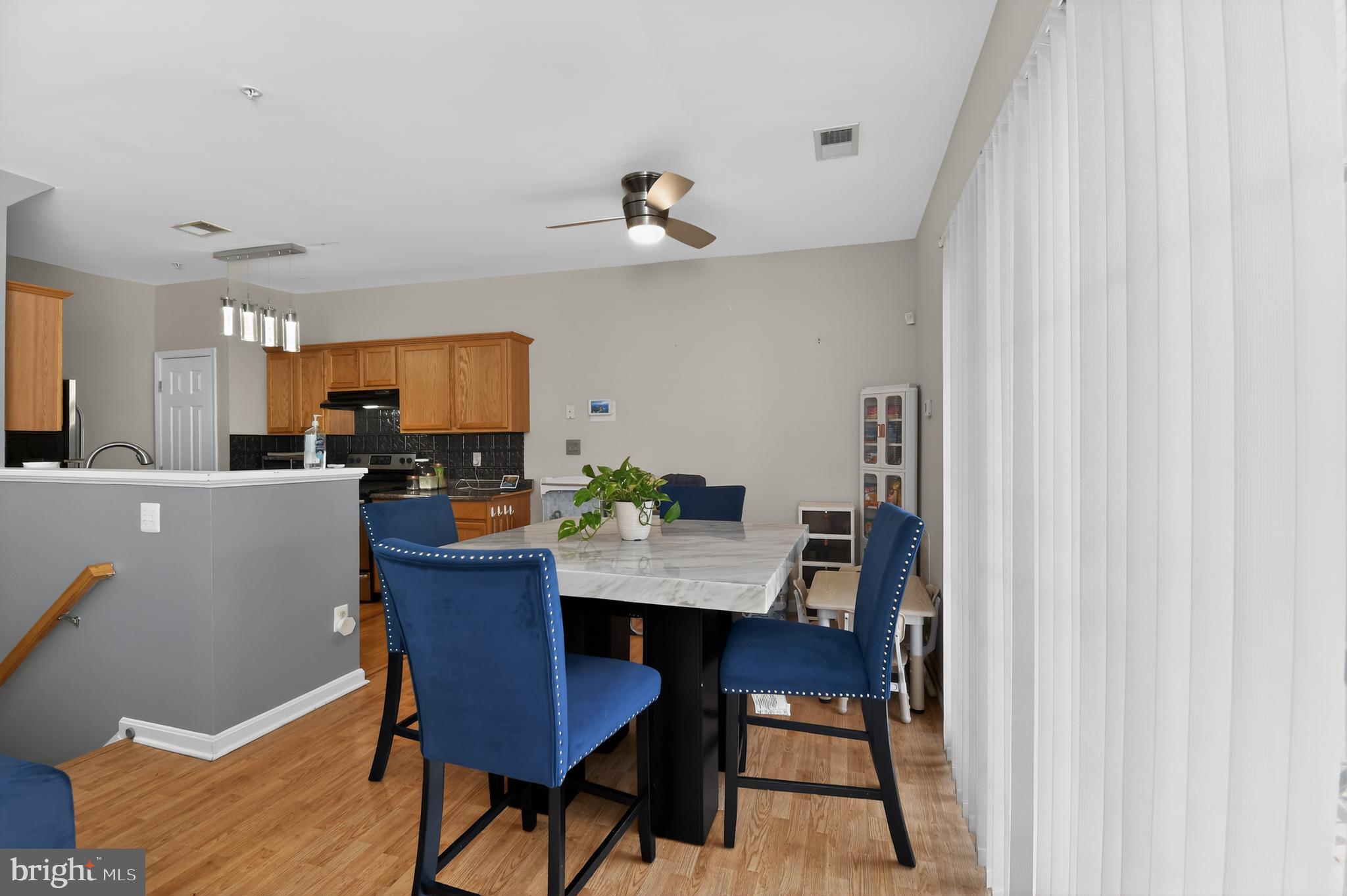 HAMPSHIRE HALL CONDO - Residential