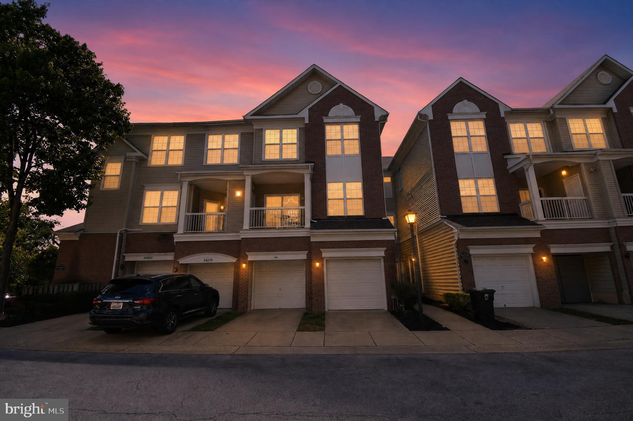 HAMPSHIRE HALL CONDO - Residential