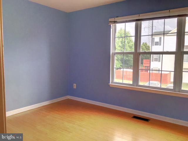 TRAILSIDE - Residential Lease