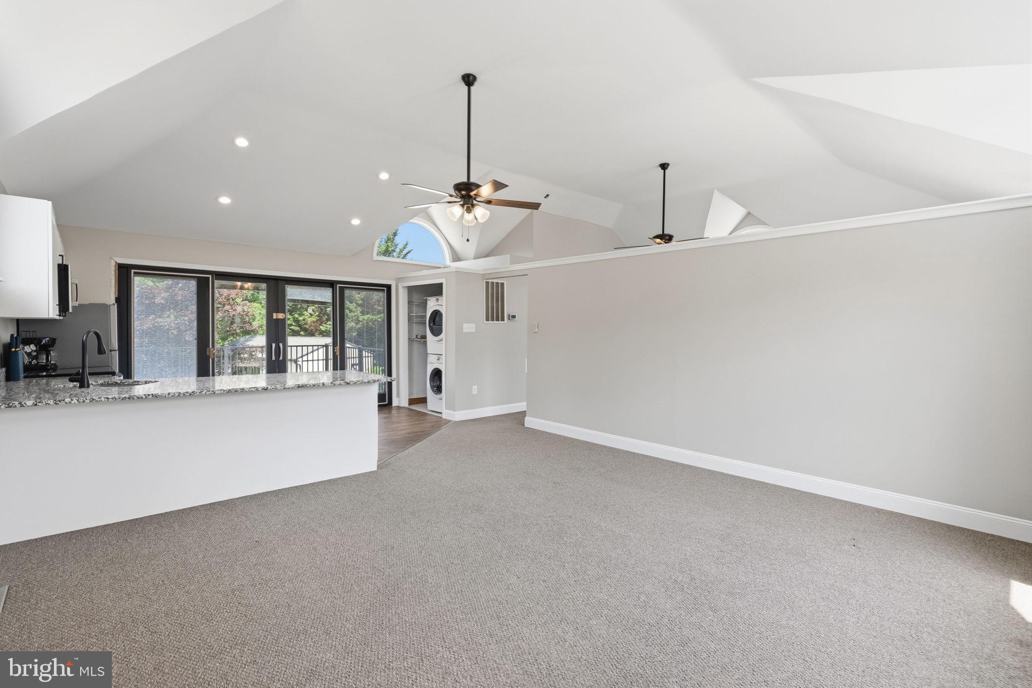 TWO POND ESTATES - Residential