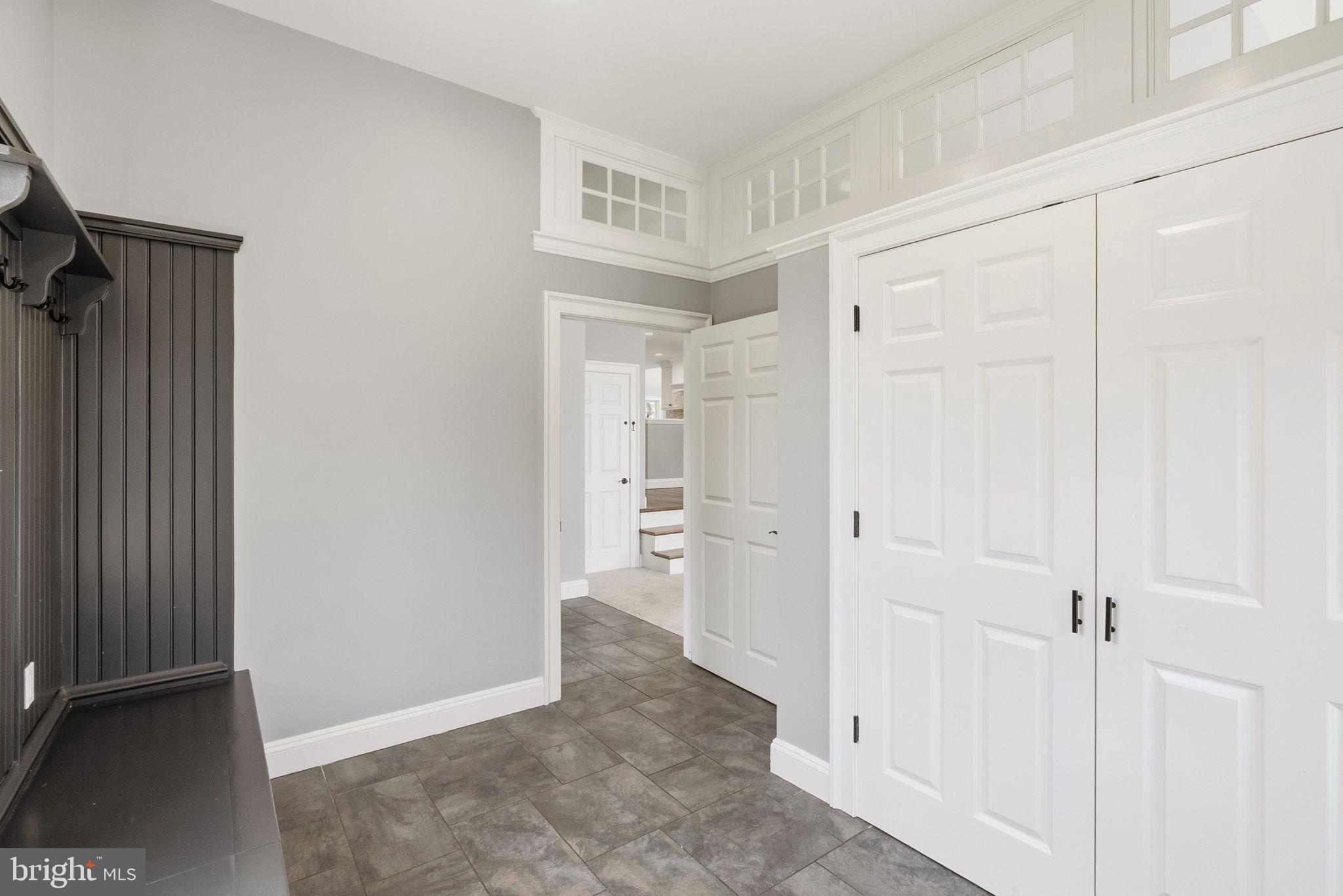 TWO POND ESTATES - Residential