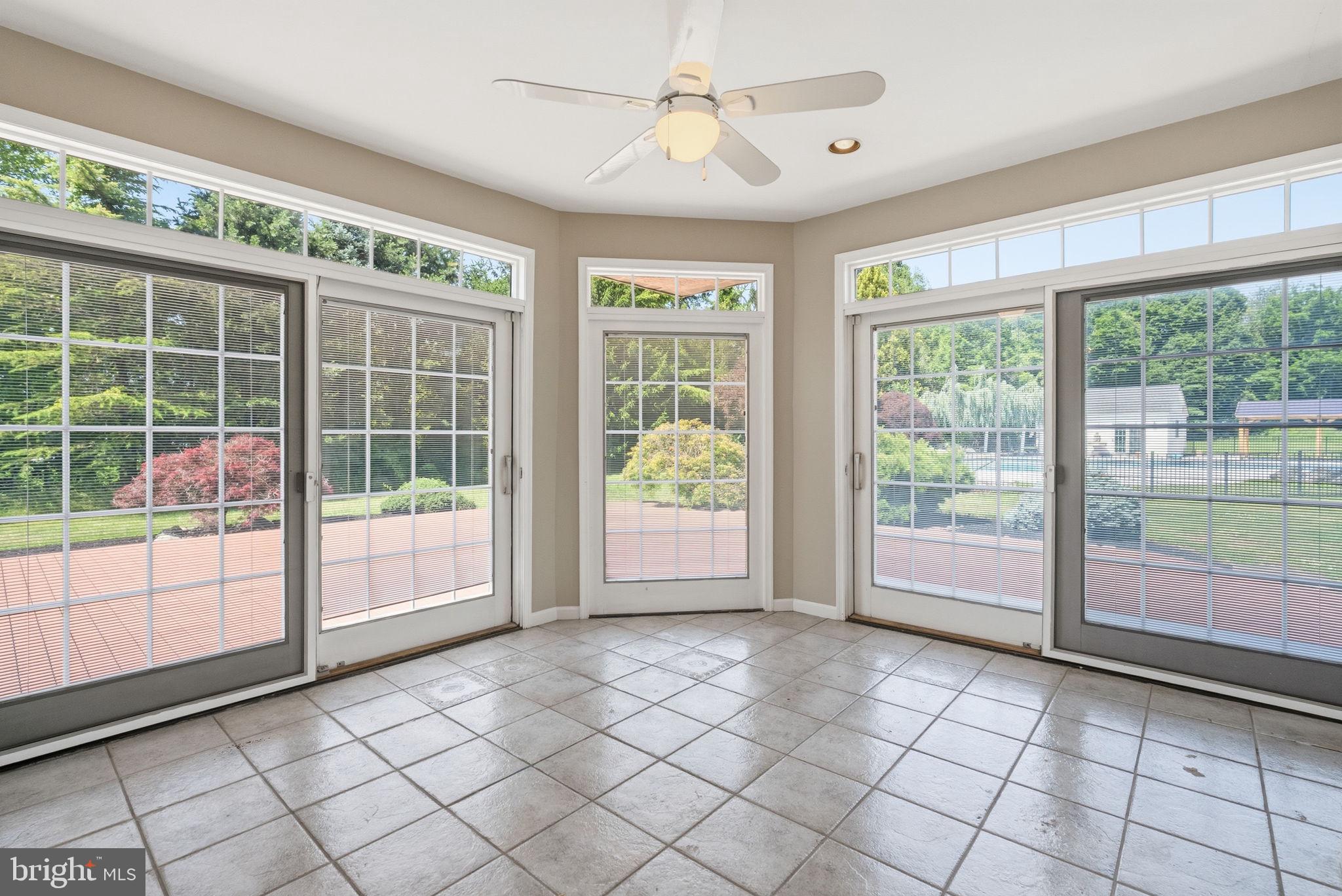 TWO POND ESTATES - Residential