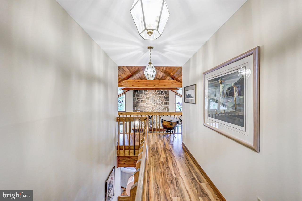 SPLIT ROCK - Residential