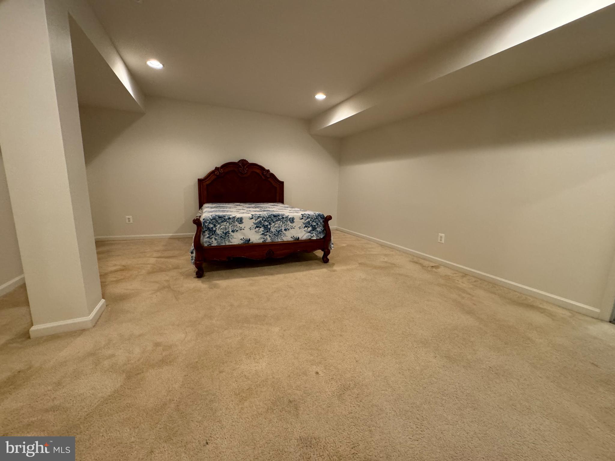 PORT POTOMAC - Residential Lease