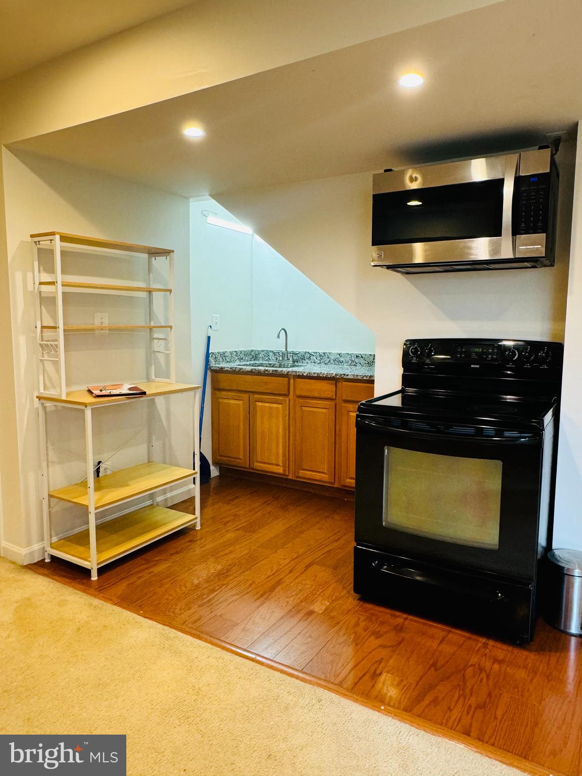 PORT POTOMAC - Residential Lease