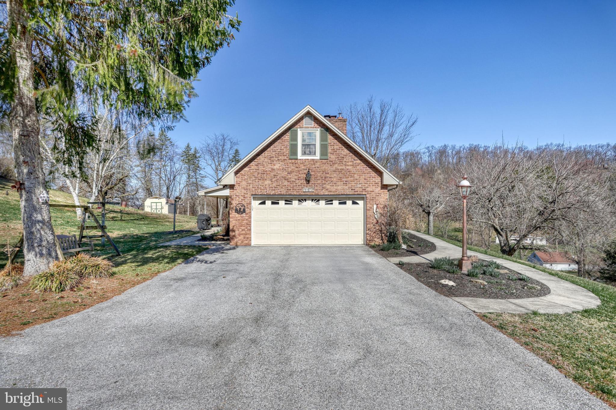 SPRING GROVE - Residential