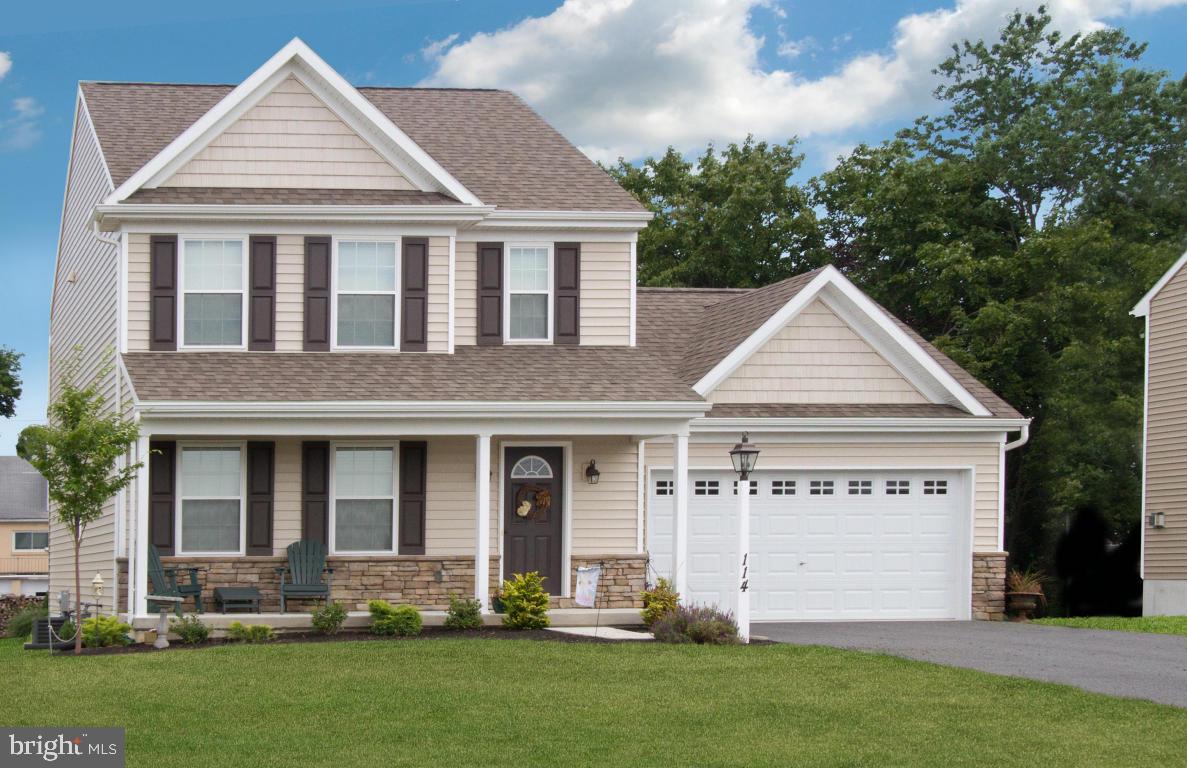 LAKES AT DONEGAL SPRINGS - Residential