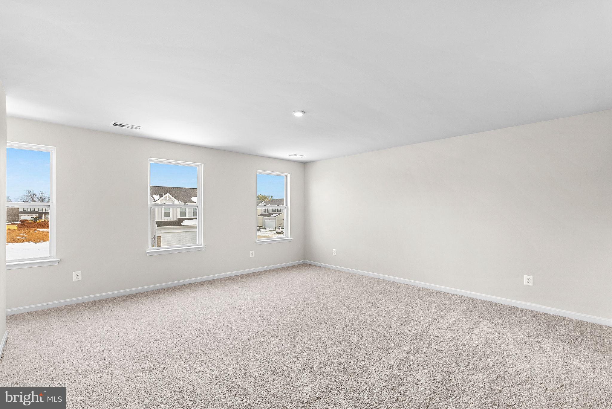 SOUTH BROOK - Residential