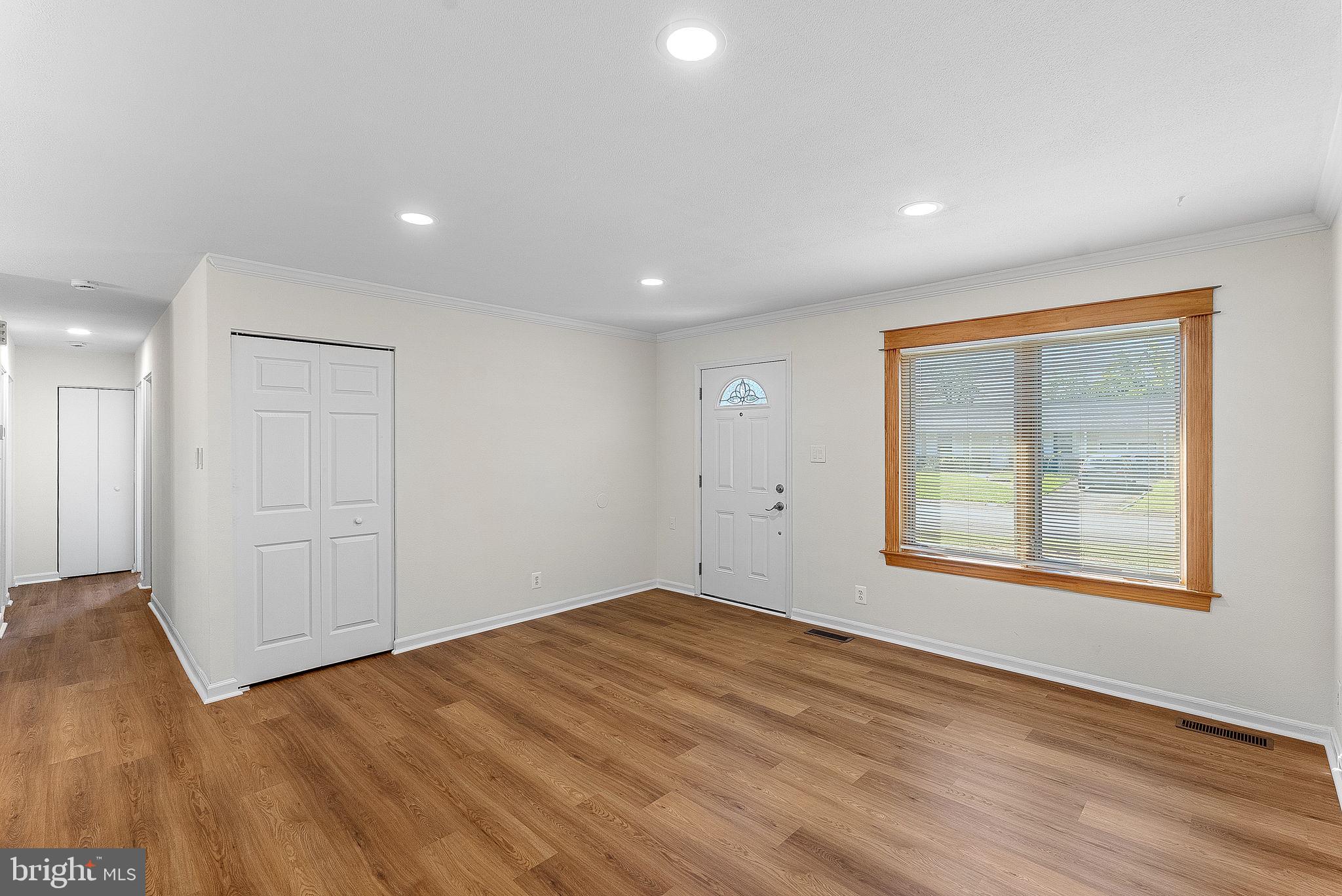 STERLING - Residential