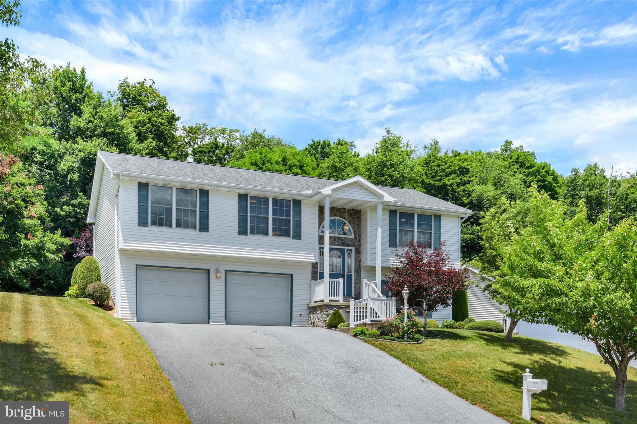 HARRISON HEIGHTS - Residential