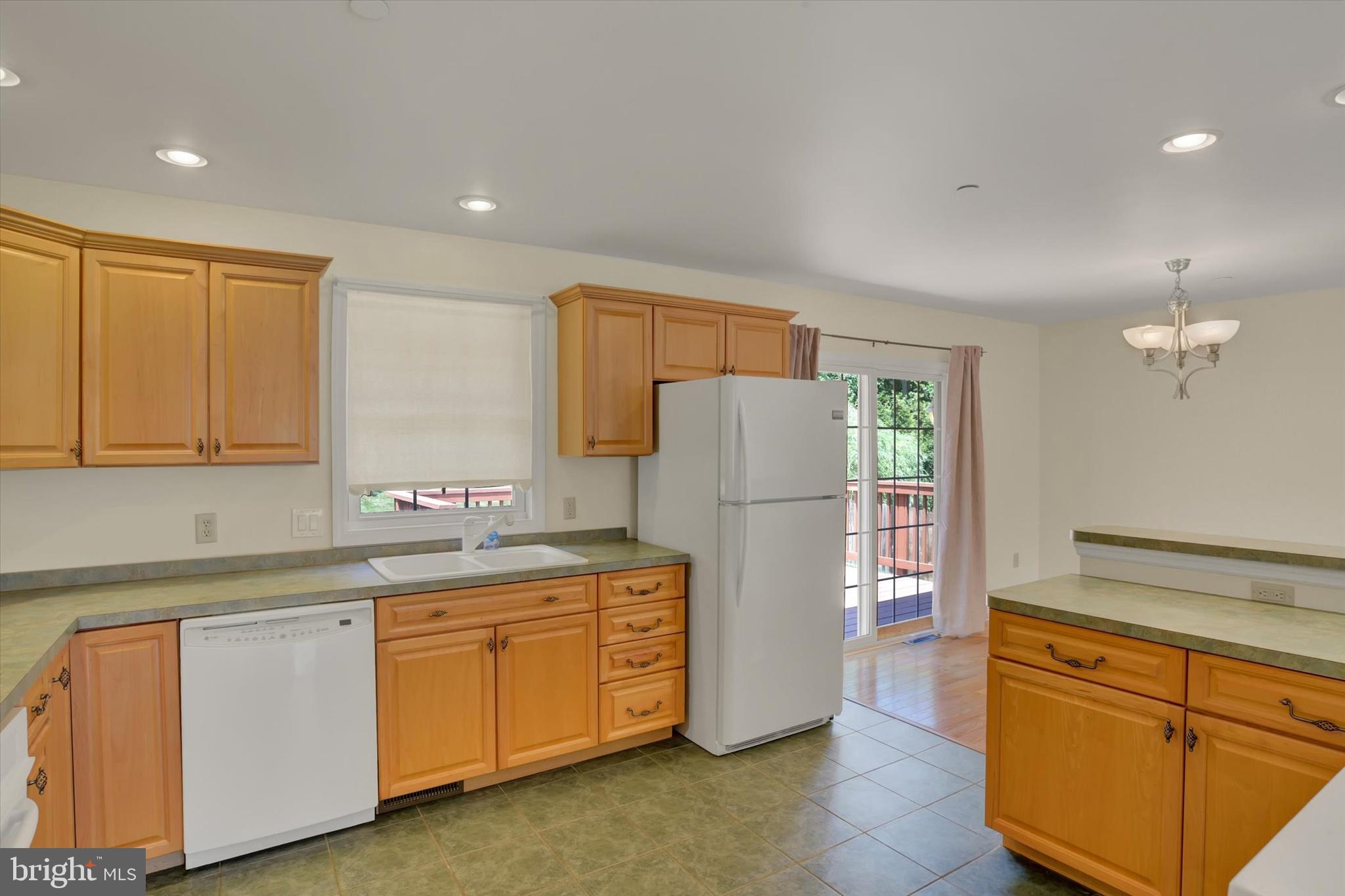HARRISON HEIGHTS - Residential