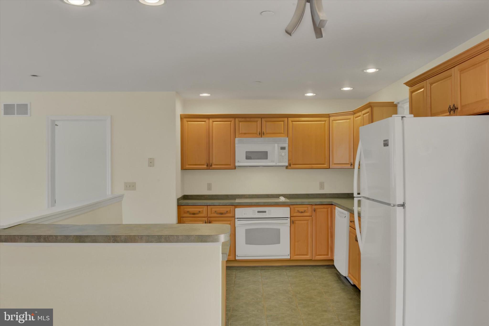 HARRISON HEIGHTS - Residential