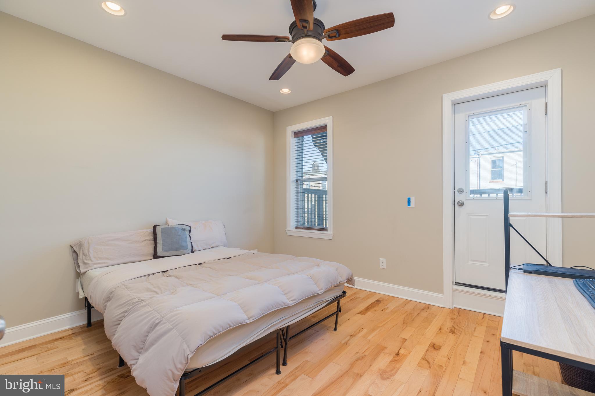 HIGHLANDTOWN - Residential