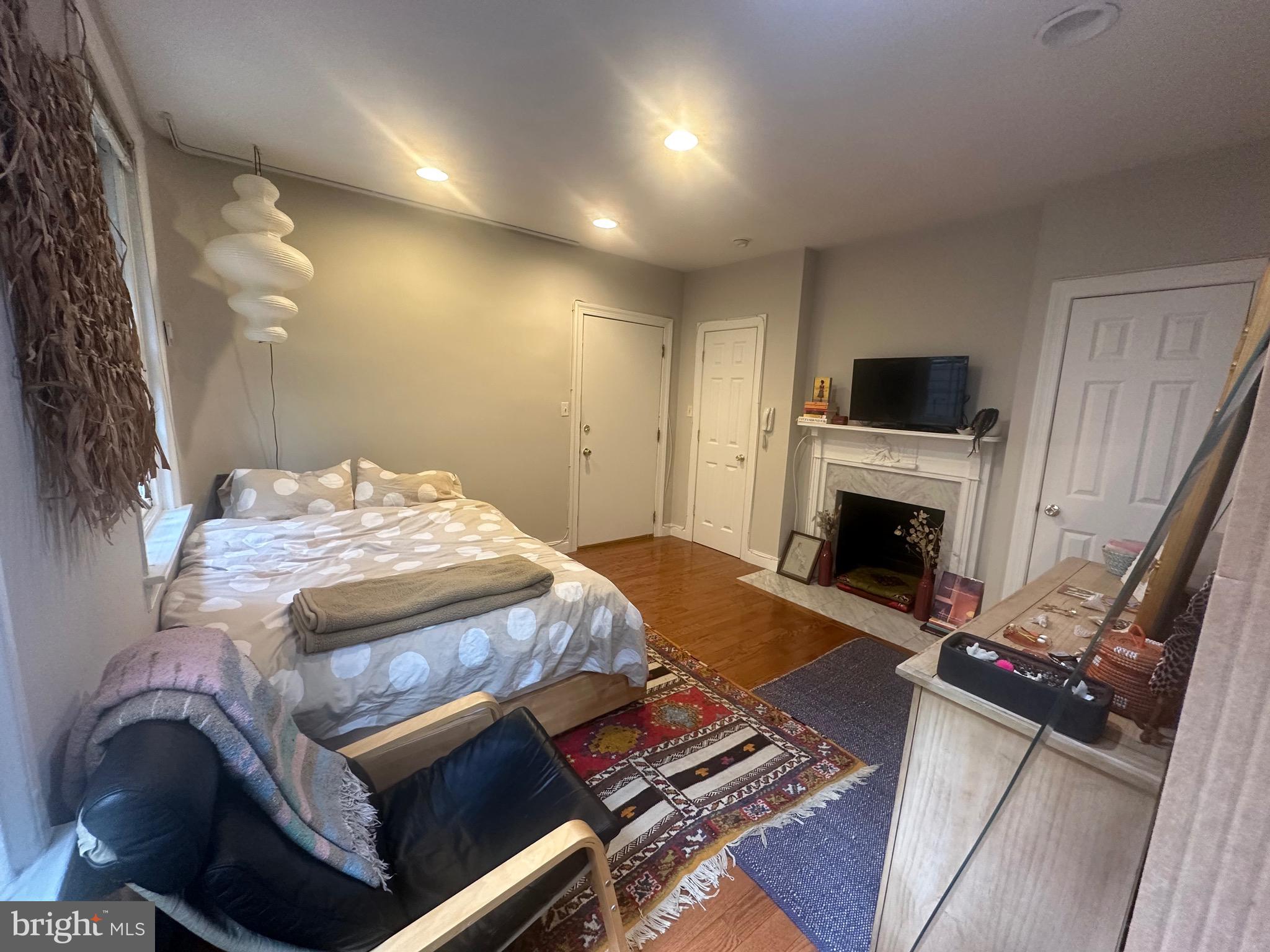Charming updated studio in the heart of wash square west with outdoor space! The unit features High Ceilings,  stainless steel appliances with a gas stove, garbage disposal, lots of cabinets, granite counter tops, hardwood floors, two closets, natural sunlight and so much more! The kitchen is separated from the living area which is a nice plus in a studio! Shared free laundry in the basement (just with 2 other units). Private trash collection covered by landlord along with water. Tenant pays electric and gas. Cat friendly with no pet fee. Steps away from Jefferson, Pennsylvania, public transportation, 76, I95, restaurants, shopping and all that the city has to offer. First, last and security due at lease signing. Available June 1st.