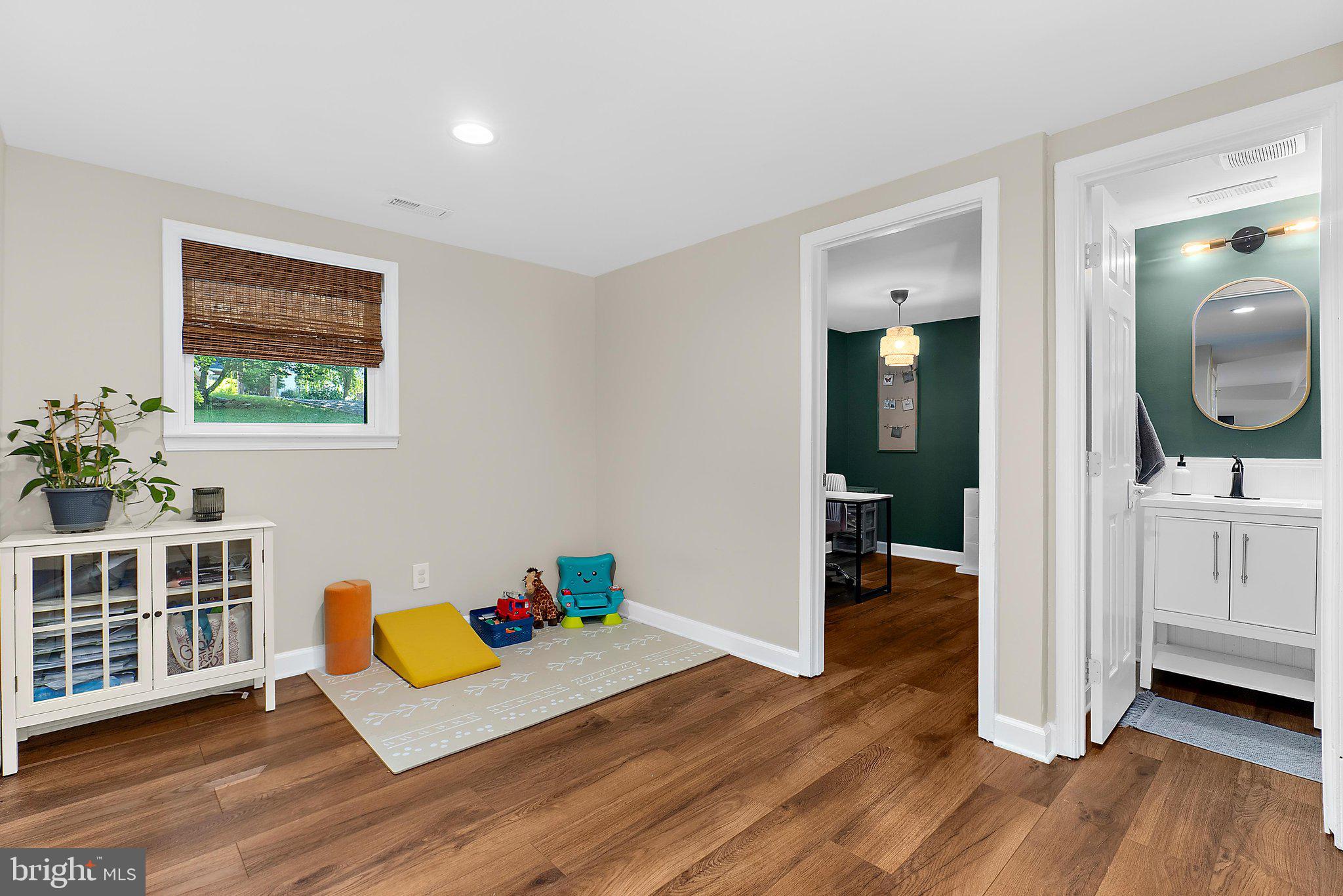 TIMBER RIDGE - Residential
