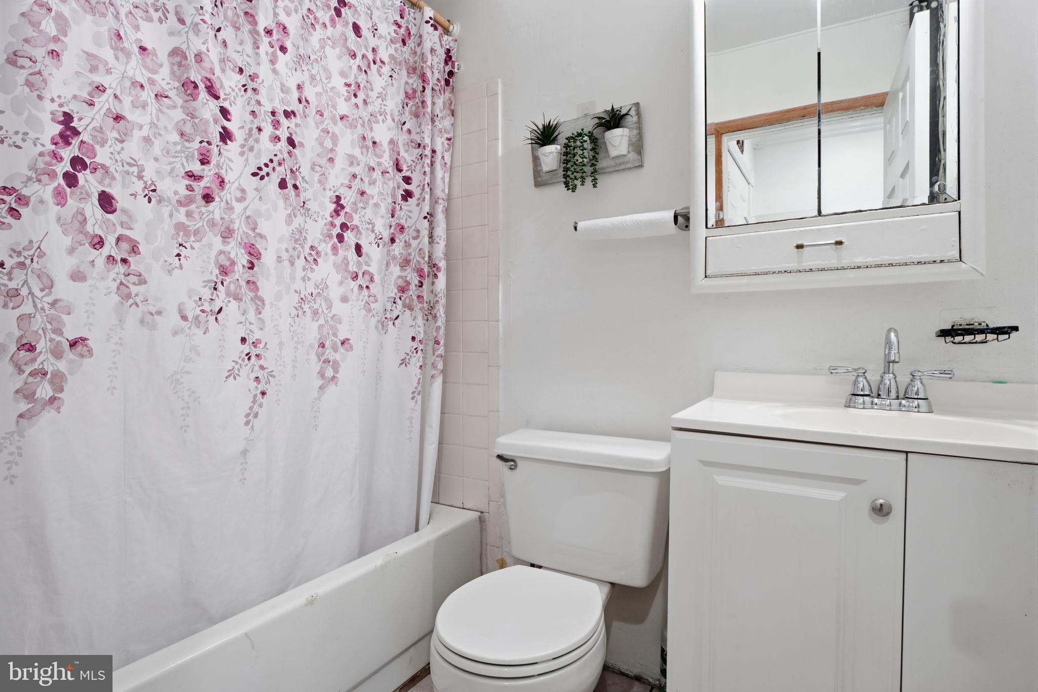 HOLLY HILL - Residential