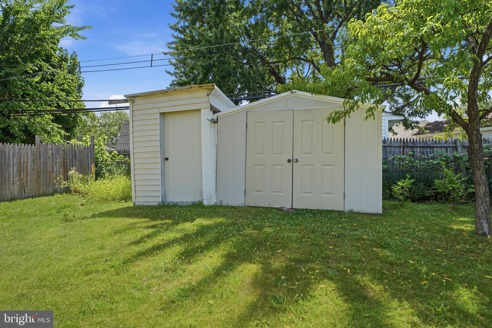 HOLLY HILL - Residential