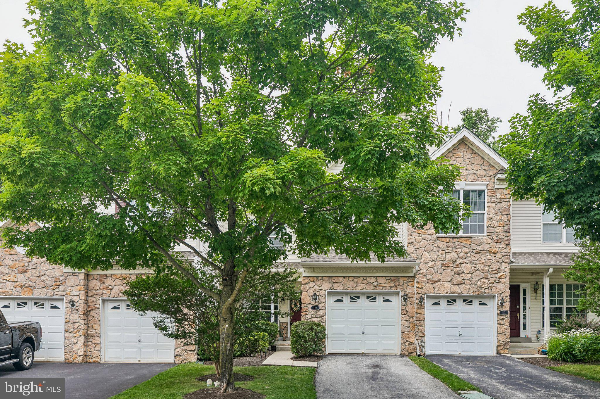 WHITELAND WOODS - Residential