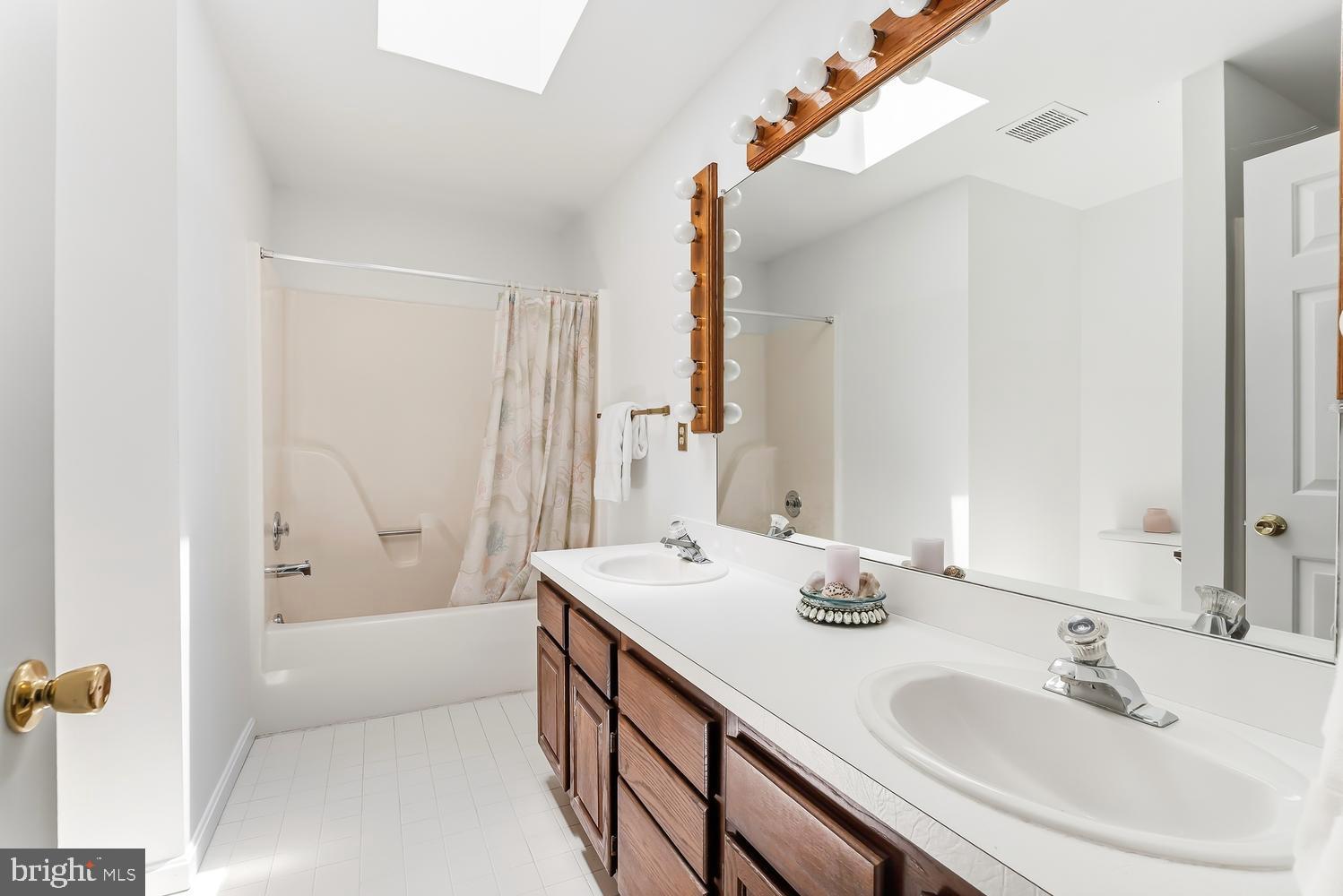 PROSPECT BAY - Residential