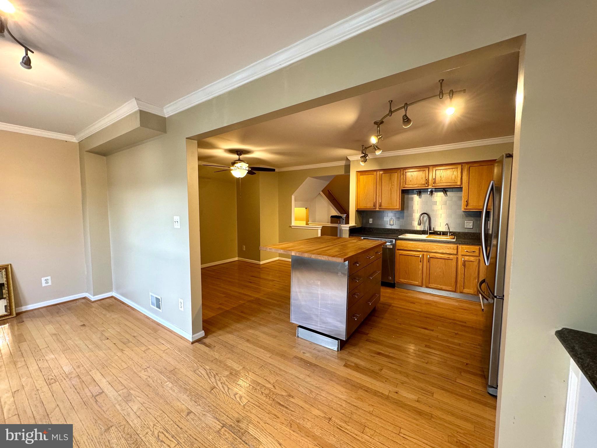 GREENHILL CROSSING - Residential Lease