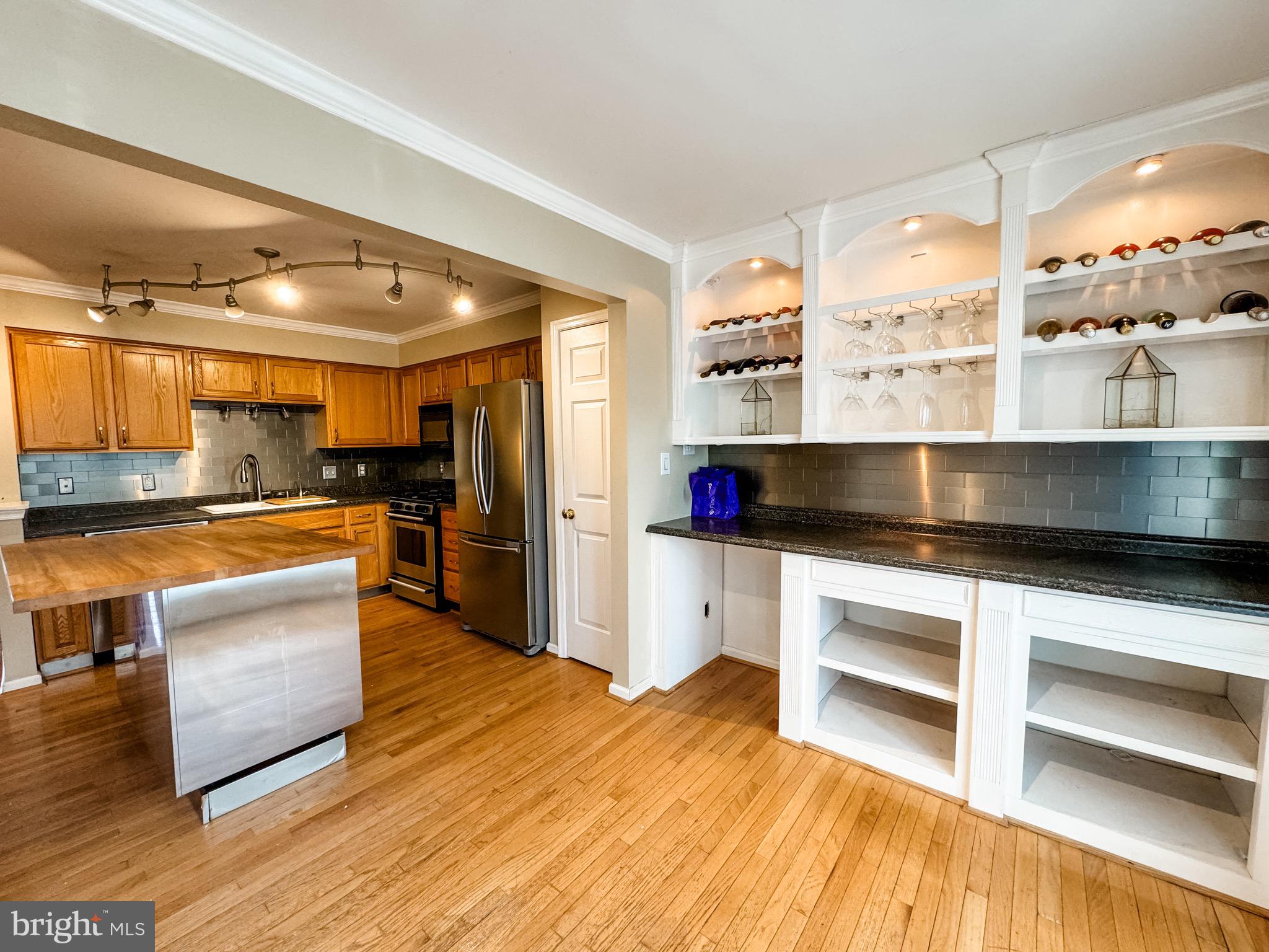 GREENHILL CROSSING - Residential Lease