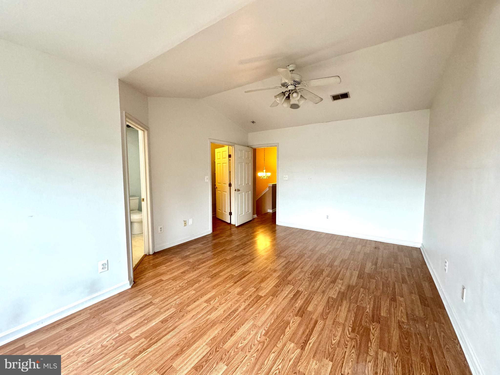GREENHILL CROSSING - Residential Lease
