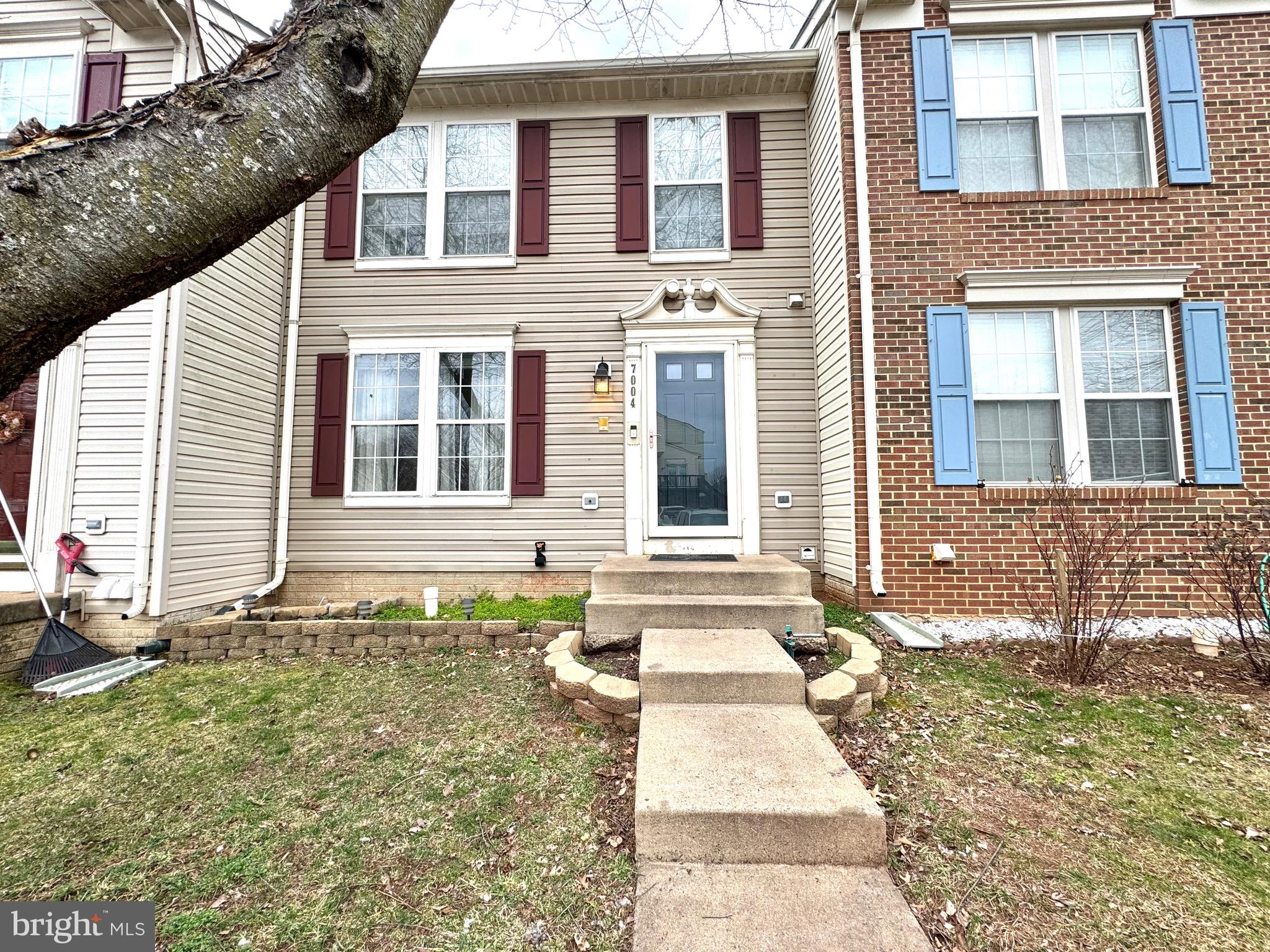 GREENHILL CROSSING - Residential Lease