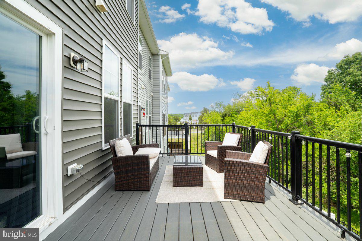 LAKE FREDERICK - Residential