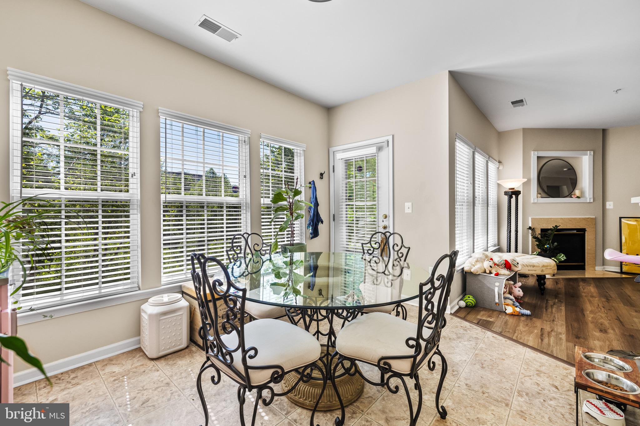 MILL RUN - Residential