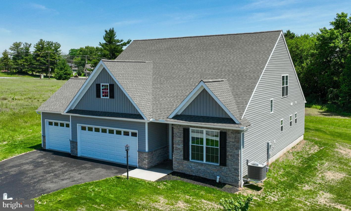 DONWOOD ESTATES - Residential