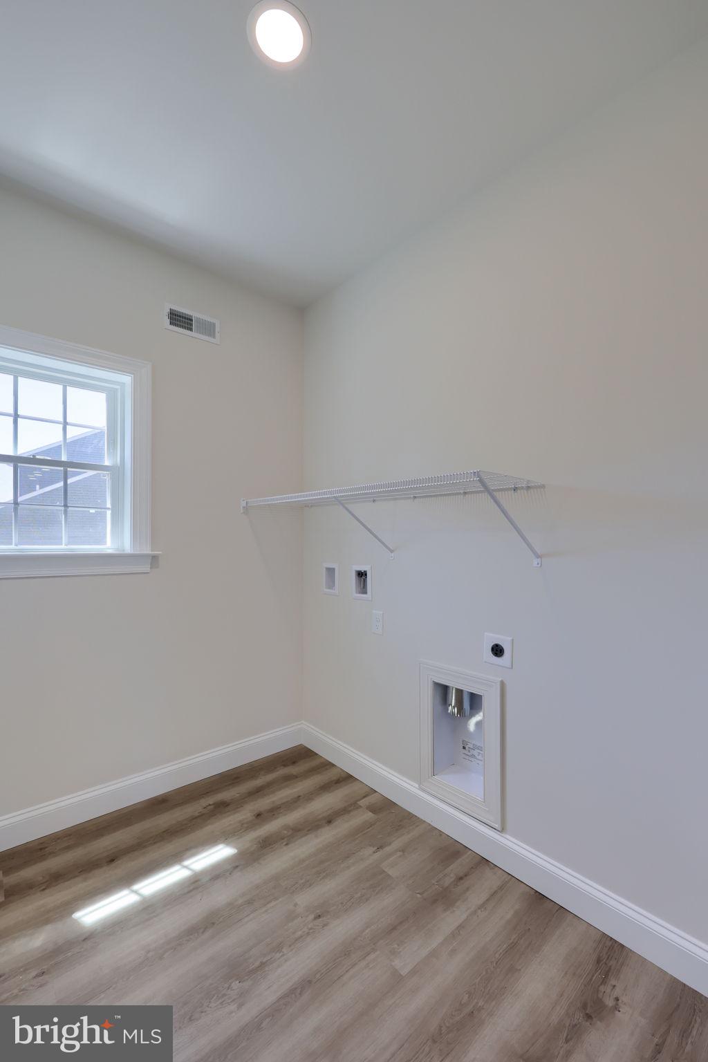 DONWOOD ESTATES - Residential
